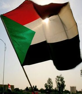 السودان وبريطانيا يوقعان مذكرة تفاهم للتعاون العسكري وتبادل الخبرات