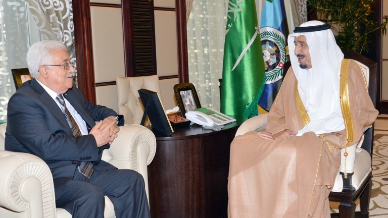 اليوم-الرئيس يلتقي العاهل السعودي لبحث المستجدات السياسية