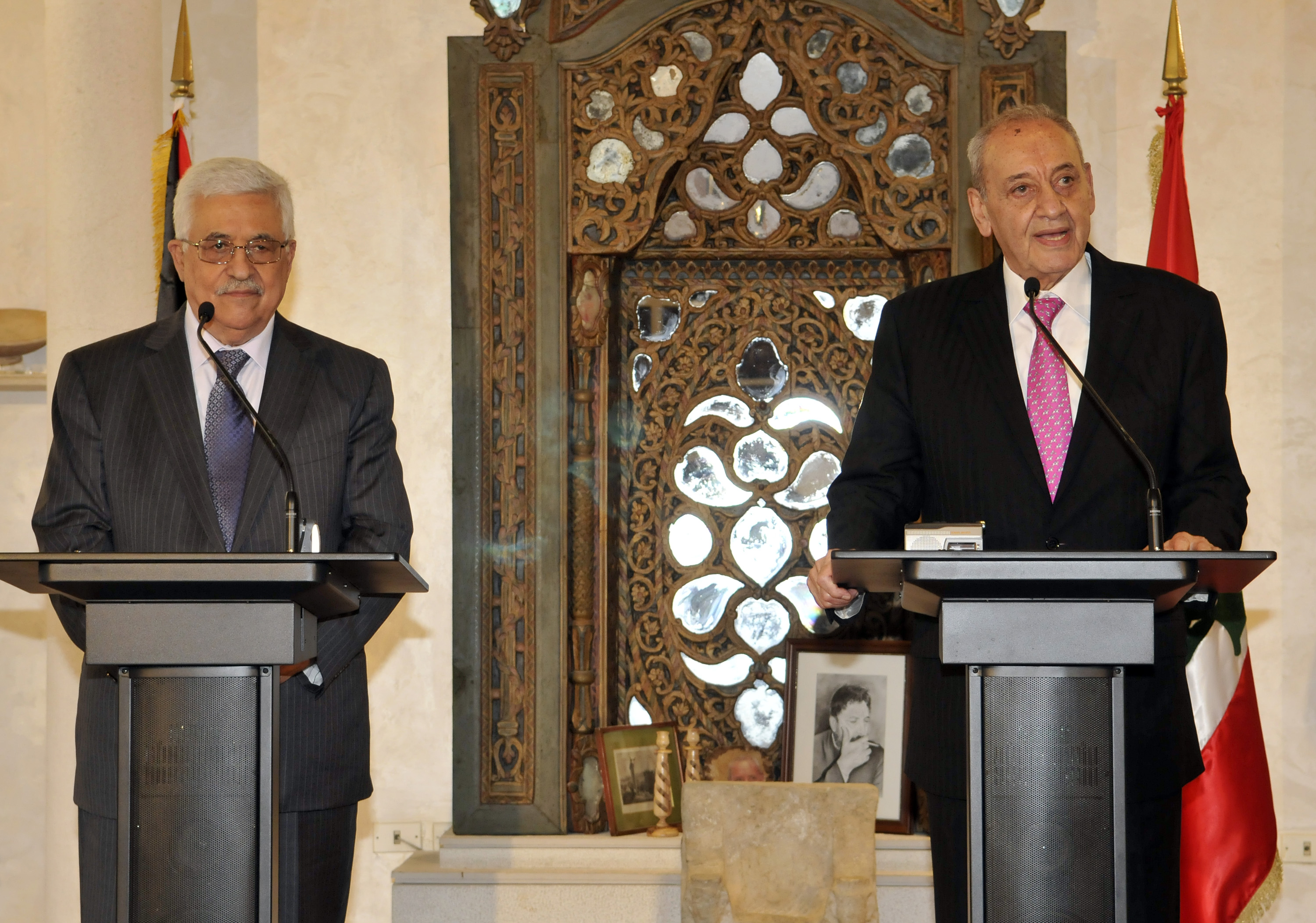 الرئيس محمود عباس: لبنان تحمل وضحى كثيرا من أجل فلسطين