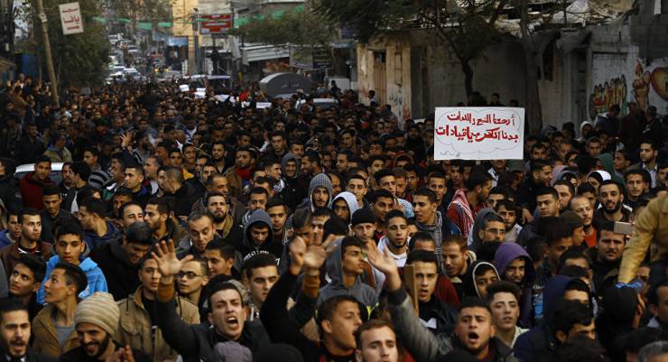 إستمرار المسيرات في قطاع غزة احتجاجا على استمرار مشكلة الكهرباء