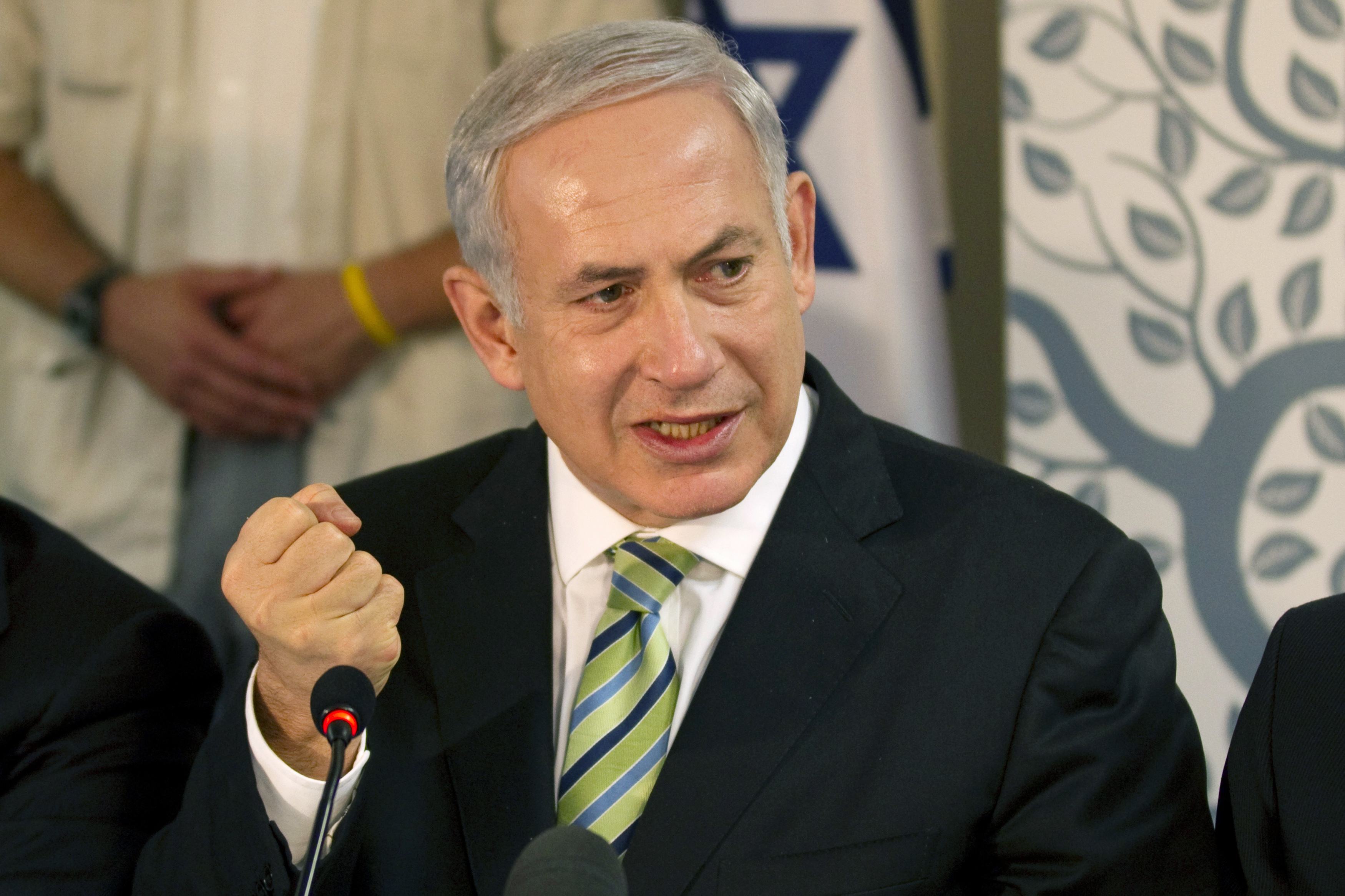 Israel's Prime Minister Benjamin Netanyahu speaks during the weekly cabinet meeting in the northern town of Safed October 30, 2011. REUTERS/Jack Guez/Pool (ISRAEL - Tags: POLITICS)