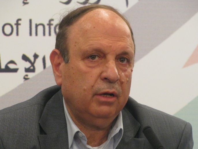الحسيني : سياسة العقاب الجماعي تزيد من حدة التوتر في القدس
