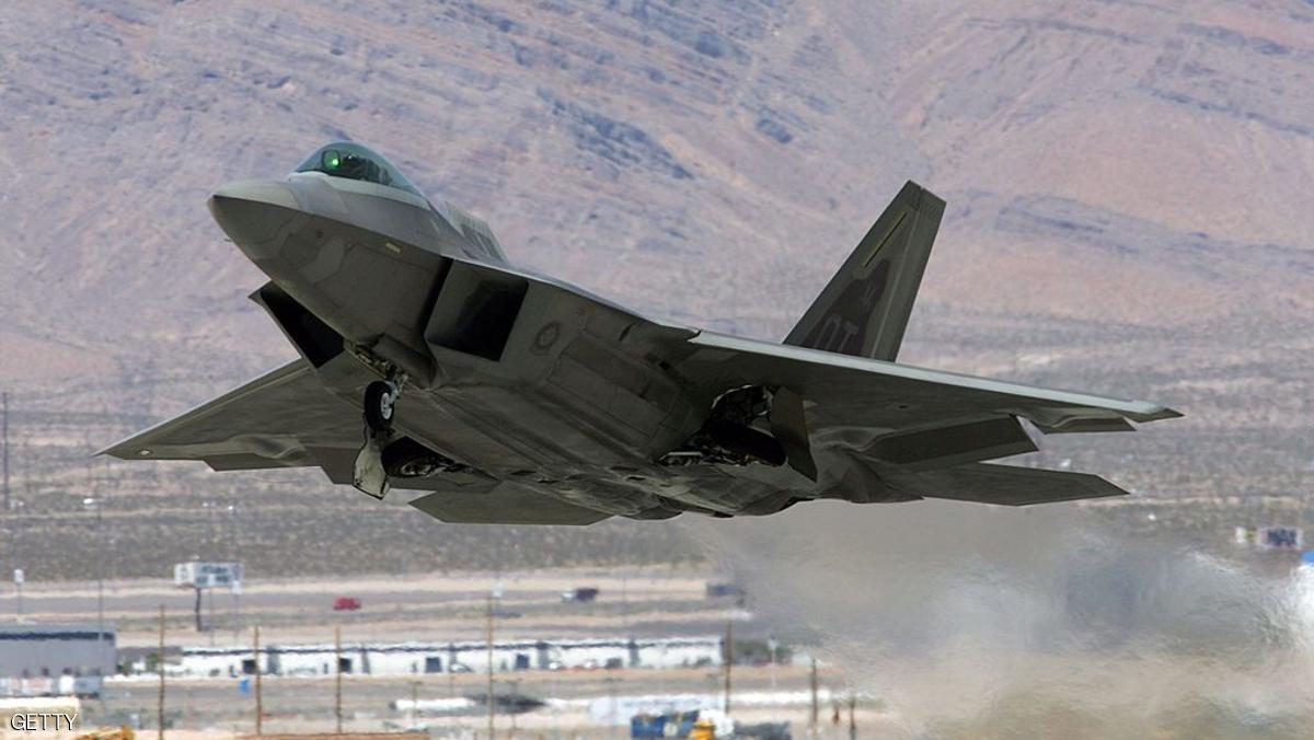 NELLIS AFB, NV - APRIL 25: A United States Air Force F-22 Raptor takes off from Nellis Air Force Base while participating in the Joint Expeditionary Force Experiment 2006 (JEFX 06) April 25, 2006 in Las Vegas, Nevada. JEFX is a biannual test of new systems and technologies by every branch of the military in an attempt to speed their introduction into the modern battlefield. This year's tests involve about 1,400 personnel from the United States, Great Britain, Canada and Australia studying new technologies during mock combat over the Nevada desert and center on finding better ways to communicate critical information between armed forces. (Photo by Ethan Miller/Getty Images)