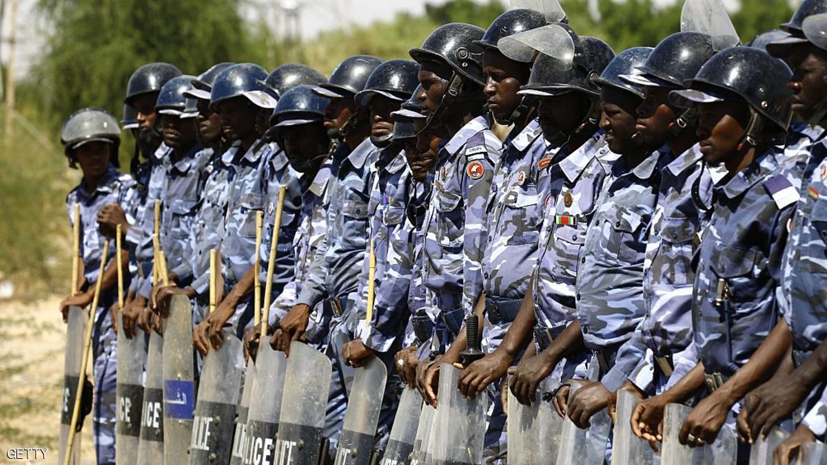 Sudanese police stand guard outside the US embassy during a demonstration in the capital Khartoum on November 3, 2015, to protest against sanctions imposed on their country by the United States. Soudan has been under a US trade embargo since 1997 imposed over rights abuses and support for radical Islamist groups in the early 1990s. AFP PHOTO / ASHRAF SHAZLY (Photo credit should read ASHRAF SHAZLY/AFP/Getty Images)