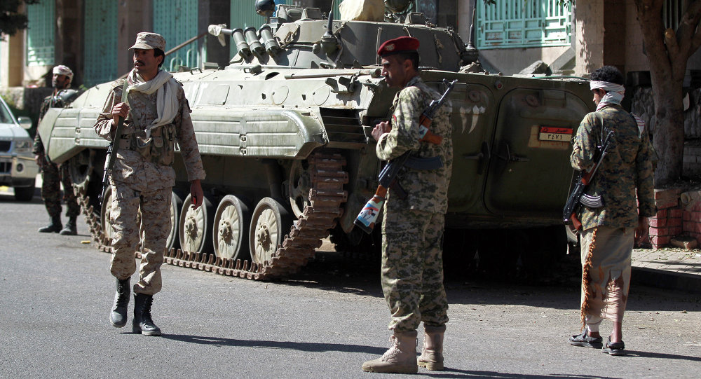 قيادي بالجيش اليمني: الحوثيون يمتلكون صواريخ يصل مداها لـ”800″ كلم