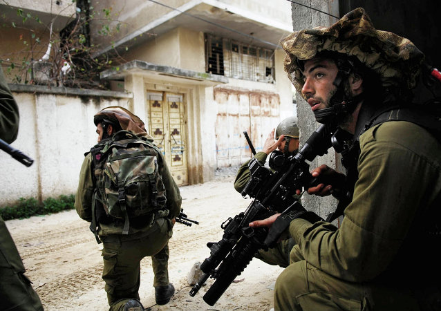 ليبرمان يحرض الجيش لإطلاق النار على الفلسطينيين