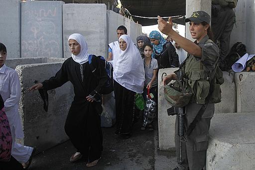 الاحتلال يرفع الاغلاق عن الضفة وقطاع غزة