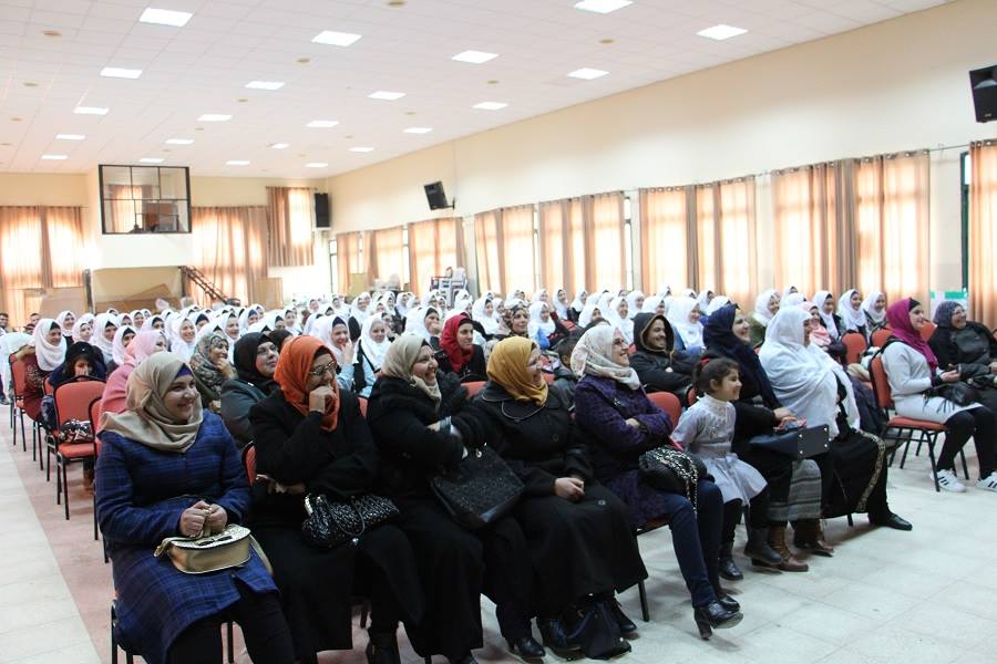قيادتا المنظمة وفتح في لبنان تهنئان المرأة في اليوم العالمي للمرأة