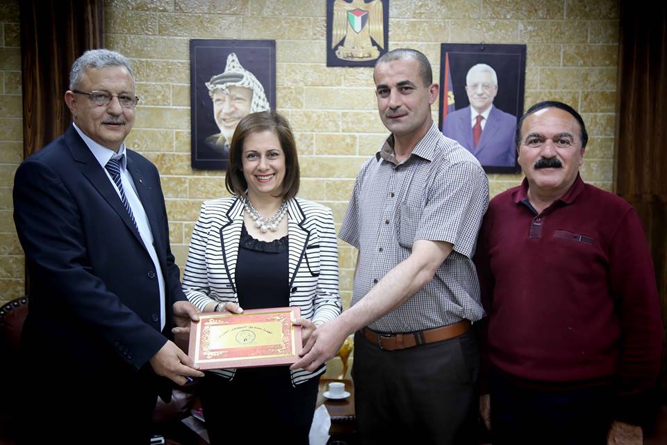 محافظ طولكرم يوقع اتفاقية تعاون مع مؤسسة فلسطين الخير ضمن برنامج الترميم الجزئي لصندوق التكافل