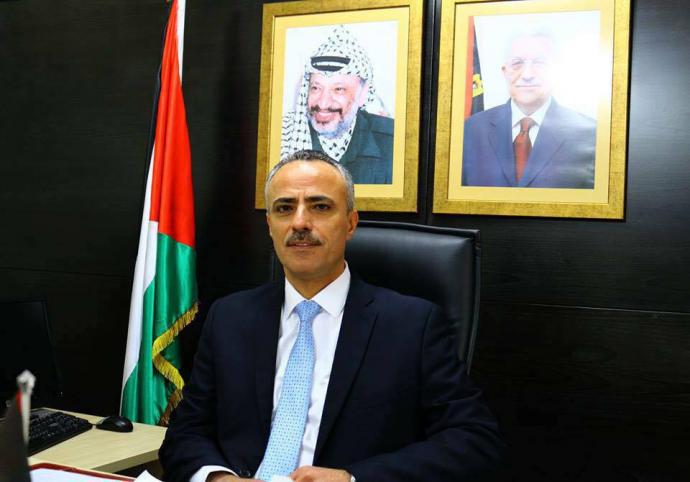 أبو دياك يدعو حماس الالتزام بقرار الدستورية وألا تمارس الانقلاب مرة أخرى على الشرعية والقانون والقضاء