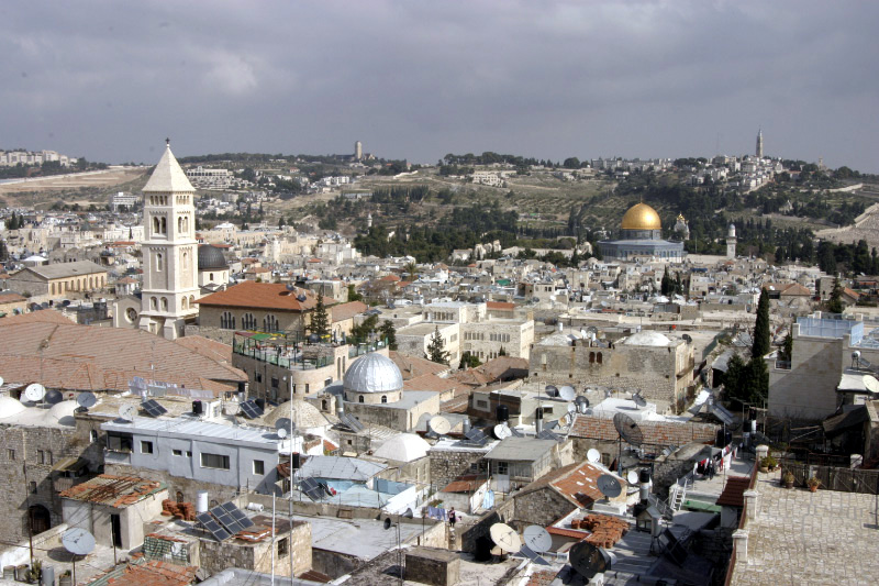 كتاب إسرائيلي يتناول مخططات الاحتلال لهدم أحياء في القدس القديمة