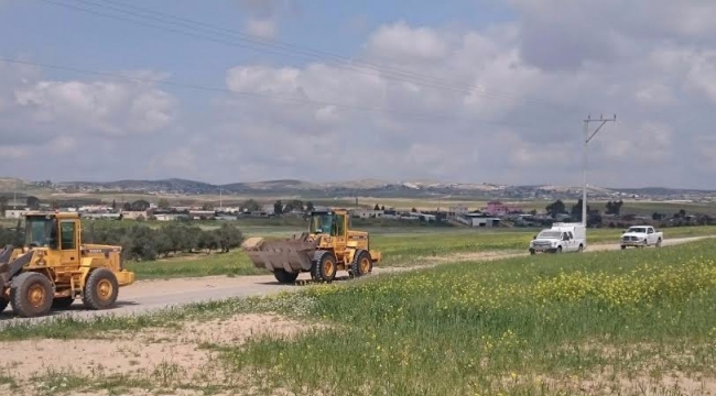 إسرائيل تواصل تجريف وإبادة محاصيل زراعية في النقب