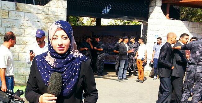 أمن حماس يهدد صحفية بنشر صورها الخاصة لمنعها من فضح فساد غزة