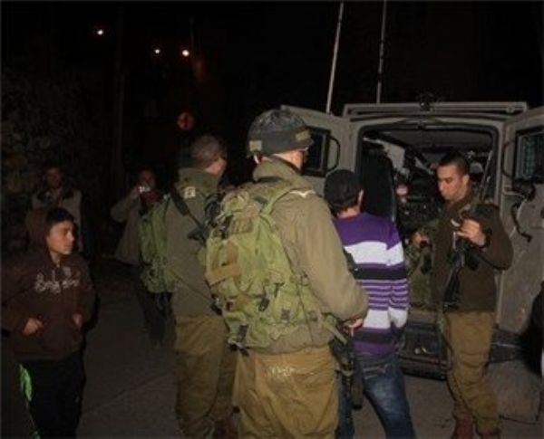 الاحتلال يعتقل 17 مواطنا ويضبط اسلحة في بيت لحم