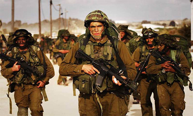 الجيش الاسرائيلي يترك عشرات الجنود بالعراء بسبب ازدحام المعتقلات