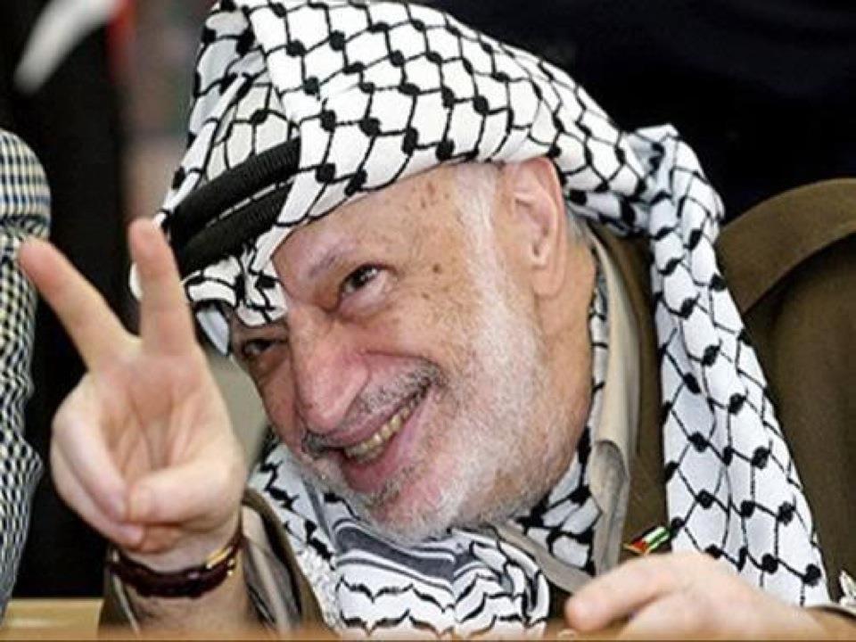 فتح تحيي الذكرى 13 لاستشهاد ياسر عرفات في قلقيلية
