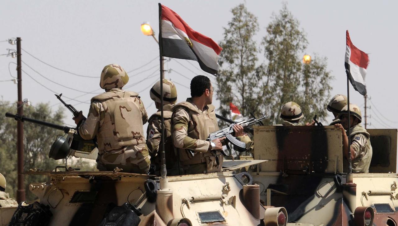 مصر: مقتل 4 عسكريين و10 مسلحين في إطار عملية “سيناء 2018”