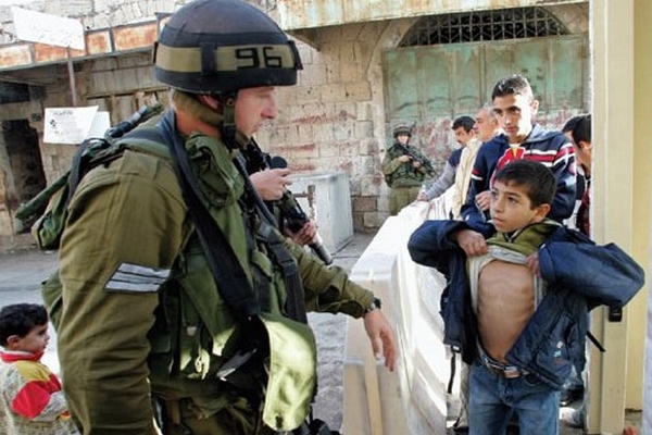 المطالبة بتشكيل لجنة تقصي حقائق حول الأطفال الفلسطينيين المعتقلين