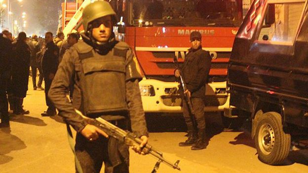 مقتل 6 من رجال الشرطة المصرية في انفجار بالجيزة