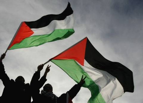 “الإحصاء”: عدد الفلسطينيين حوالي 12.70 مليون