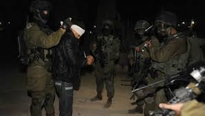 الاحتلال يعتقل 4 مواطنين بينهم فتيان من بلدة بيت فجار