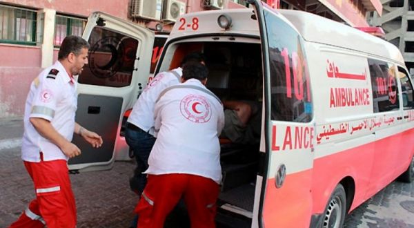 إصابة 5 مواطنين و7 من عناصر الشرطة في حادث سير بالخليل