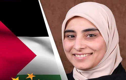 عبير القنيبي.. من أفضل 50 معلما في العالم