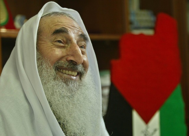 ماذا قال ضابط إسرائيلي كبير عن الشيخ أحمد ياسين؟