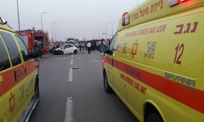 النقب: إصابتان إحداهما خطيرة في حادث انقلاب سيارة