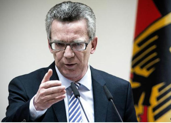 وزير الداخلية الألماني يدعو إلى إنشاء مراكز فدرالية لترحيل المهاجرين