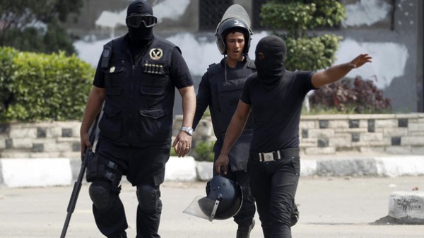 مقتل شرطي مصري برصاص مجهولين جنوب القاهرة