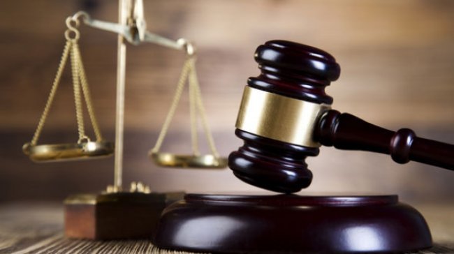 محكمة جرائم الفساد تدين متهمين بجريمتي التزوير وإساءة الائتمان