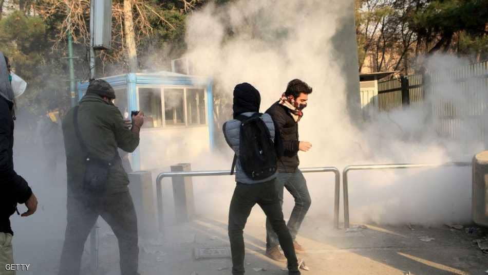 قتيلان بالرصاص خلال التظاهرات في إيران