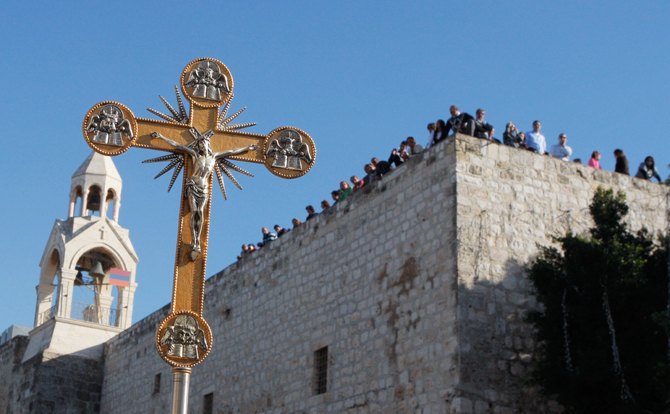 حنانيا: نعمل مع الكنائس لحماية اراضينا من المصادرة والمسيحيون جزء اصيل من مكونات شعبنا