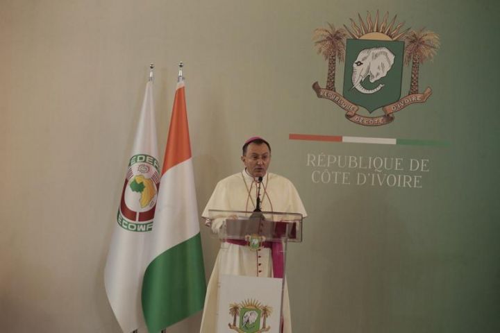 سفير الفاتيكان في أبيدجان يدعو ساحل العاج لضمان احترام قرارات المجتمع الدولي