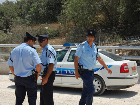 الشرطة الإسرائيلية تعتقل شابا من جنين في أراضي الـ48