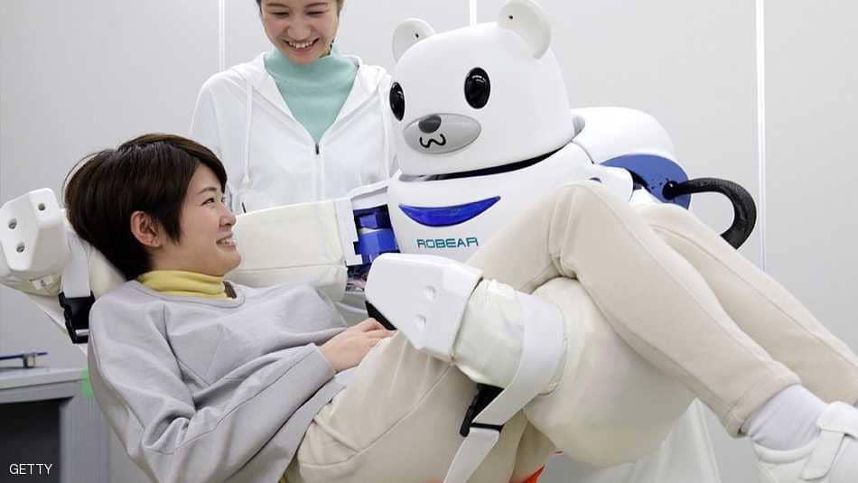 الروبوت “أهم مرافق” لكبار السن في اليابان