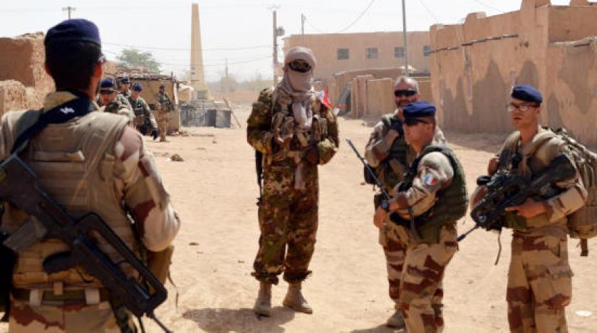 10 قتلى على الأقل بعملية عسكرية فرنسية في مالي
