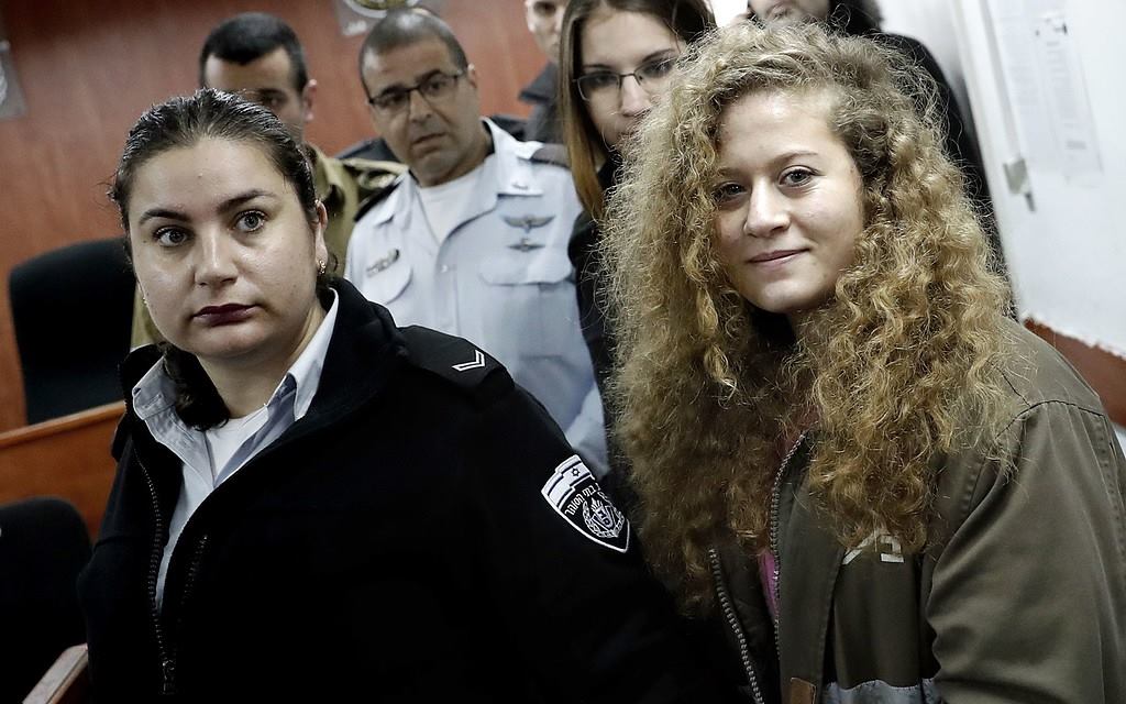 محدث| تمديد اعتقال الفتاة التميمي وتحديد جلسة الشهر المقبل