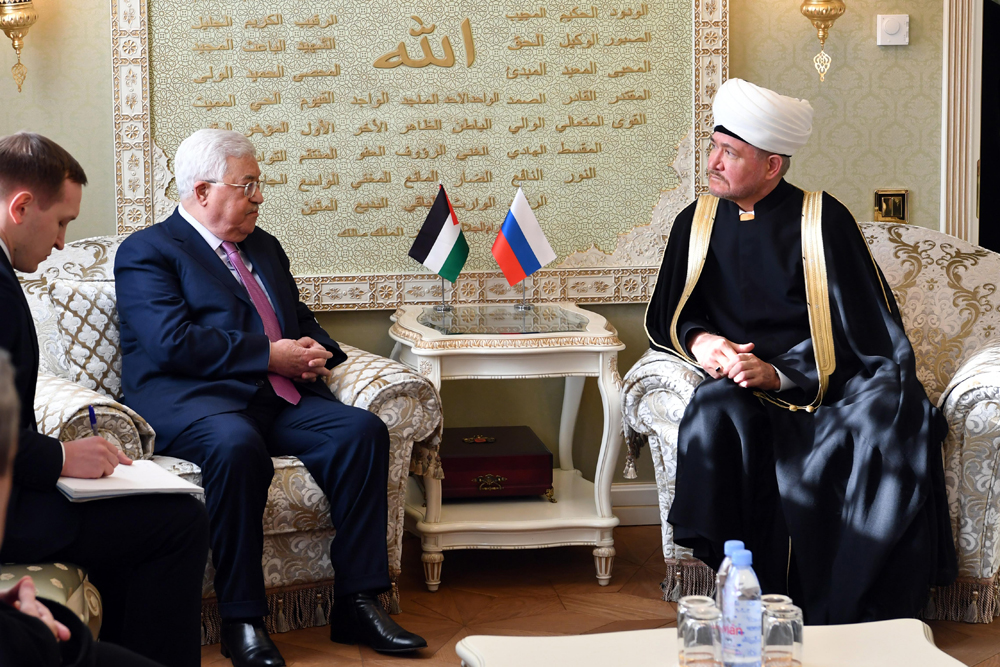 الرئيس يجتمع مع مفتي روسيا