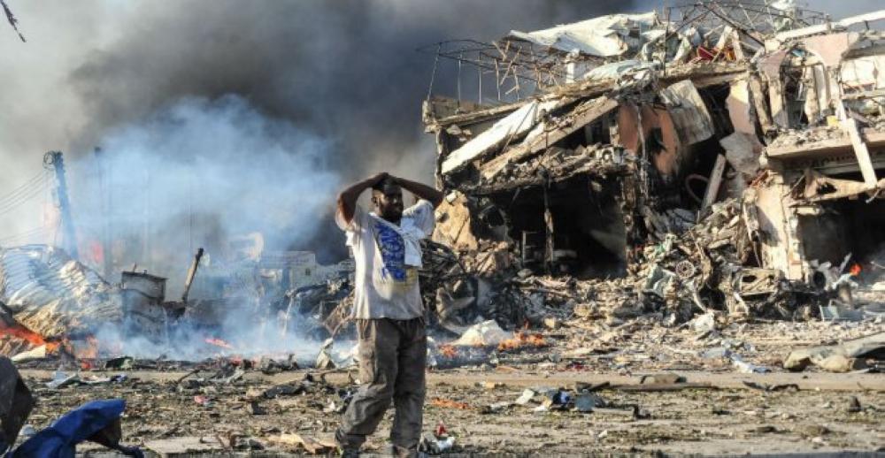 الصومال: ارتفاع عدد قتلى انفجار سيارتين إلى 45 قتيلا