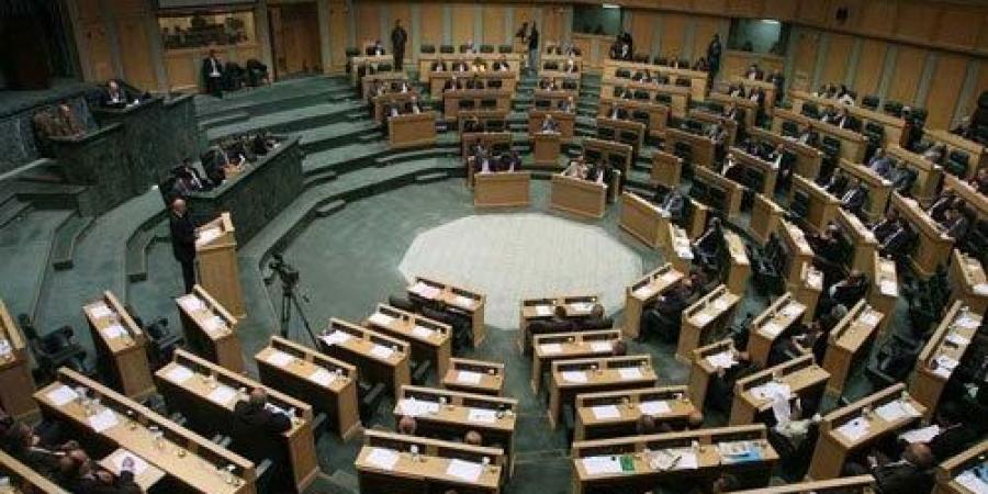 البرلمان الأردني يفشل في حجب الثقة عن الحكومة