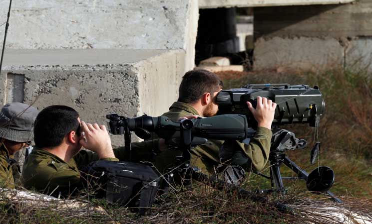 إسرائيل تهدد بـ’إلحاق كارثة بلبنان’