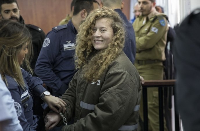 المحكمة العسكرية الاسرائيلية تقرر جعل محاكمة عهد التميمي مغلقة