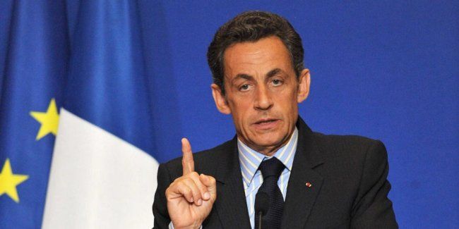 الشرطة الفرنسية تحتجز الرئيس الأسبق نيكولا ساركوزي
