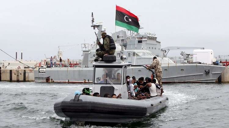 البحرية الليبية تحتجز سفينة إسبانية خالفت القواعد