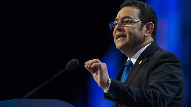 رئيس غواتيمالا يعلن نقل سفارة بلاده إلى القدس أيار المقبل