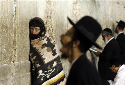 في سابقة خطيرة: محكمة الاحتلال تُجيز لليهود الصلاة على أبواب “الأقصى”