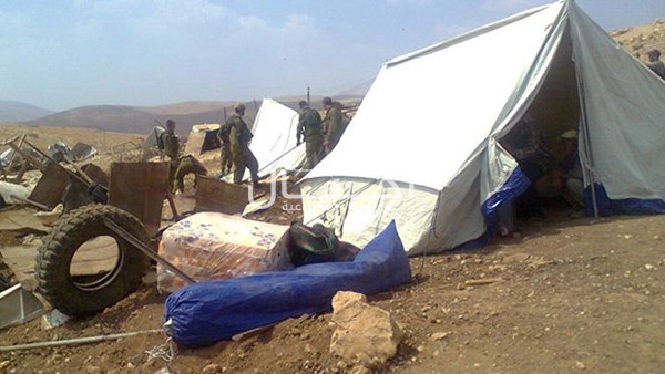 الاحتلال يستولي على خيام لمزارعين غرب بيت لحم