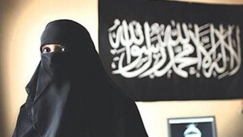 العراق: الحكم بالإعدام على شقيقة زعيم تنظيم القاعدة السابق